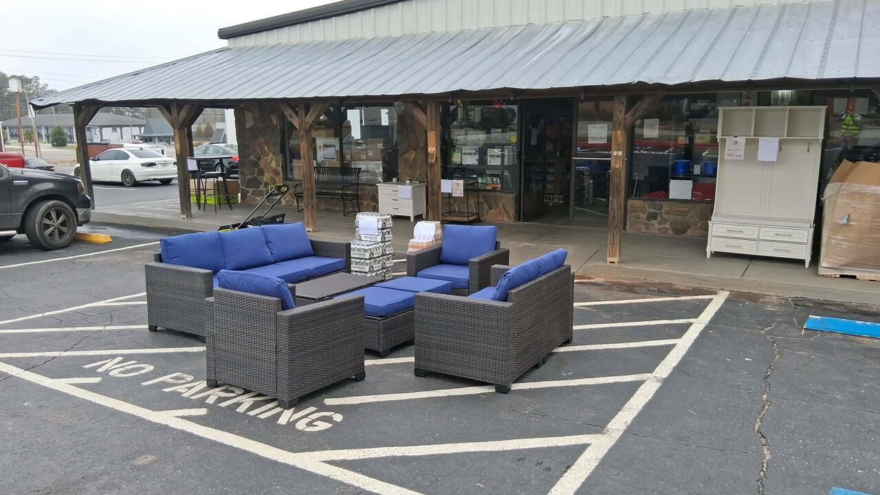 Patio sets & storefront finds